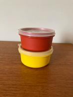 Set 2 Tupperware bakjes met deksel vintage, Huis en Inrichting, Keuken | Tupperware, Ophalen of Verzenden, Gebruikt, Rood, Schaal