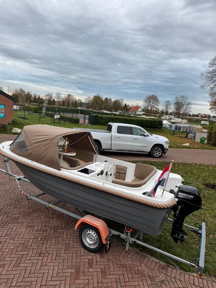 Valory 495XL mercury 9.9pk bwj 022 opties! Audio tafel, Watersport en Boten, Sloepen, Zo goed als nieuw, 10 tot 30 pk, 3 tot 6 meter