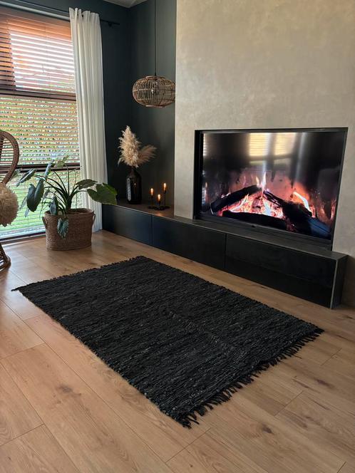 Nieuw blauwzwart leren vloerkleed industrieel, Huis en Inrichting, Stoffering | Tapijten en Kleden, Nieuw, 100 tot 150 cm, 150 tot 200 cm