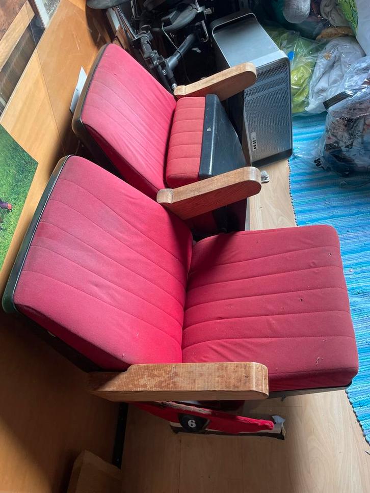 Antieke bioscoopstoelen - Opknapper, Antiek en Kunst, Antiek | Meubels | Stoelen en Banken, Ophalen
