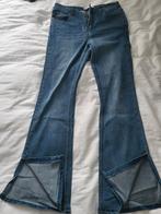 Spijkerbroek maat 40, bootleg met open pijpjes, Blauw, Ophalen of Verzenden, Zo goed als nieuw, W30 - W32 (confectie 38/40)