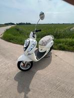 sym mio 50 4xxx km, Fietsen en Brommers, Scooters | SYM, Ophalen of Verzenden, Zo goed als nieuw, Mio