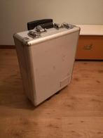 Flightcase koffer met wielen en sloten, Gebruikt, 50 tot 60 cm, Ophalen of Verzenden, Slot