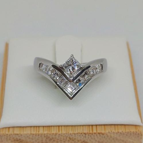 1.02ct V•Ring PT900, Sieraden, Tassen en Uiterlijk, Ringen, Nieuw, Dame, Verzenden