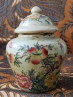 Mooie antieke Chinese gemberpot van porselein 14,2 cm.
