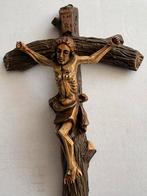 Vintage kruisbeeld van polystone, Verzenden