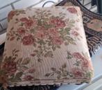 Oud voetenbankje met gobelinstof hocker vintage, Ophalen of Verzenden