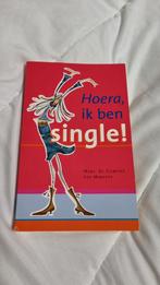 M. Saint Camille - Hoera, ik ben single!, Boeken, Mode, Gelezen, M. Saint Camille; L. Moretti, Ophalen of Verzenden