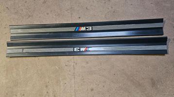 M Instaplijst dorpellijst  BMW 3 serie E36 51472252280 22522 beschikbaar voor biedingen