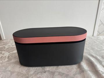 dyson airwrap beschikbaar voor biedingen