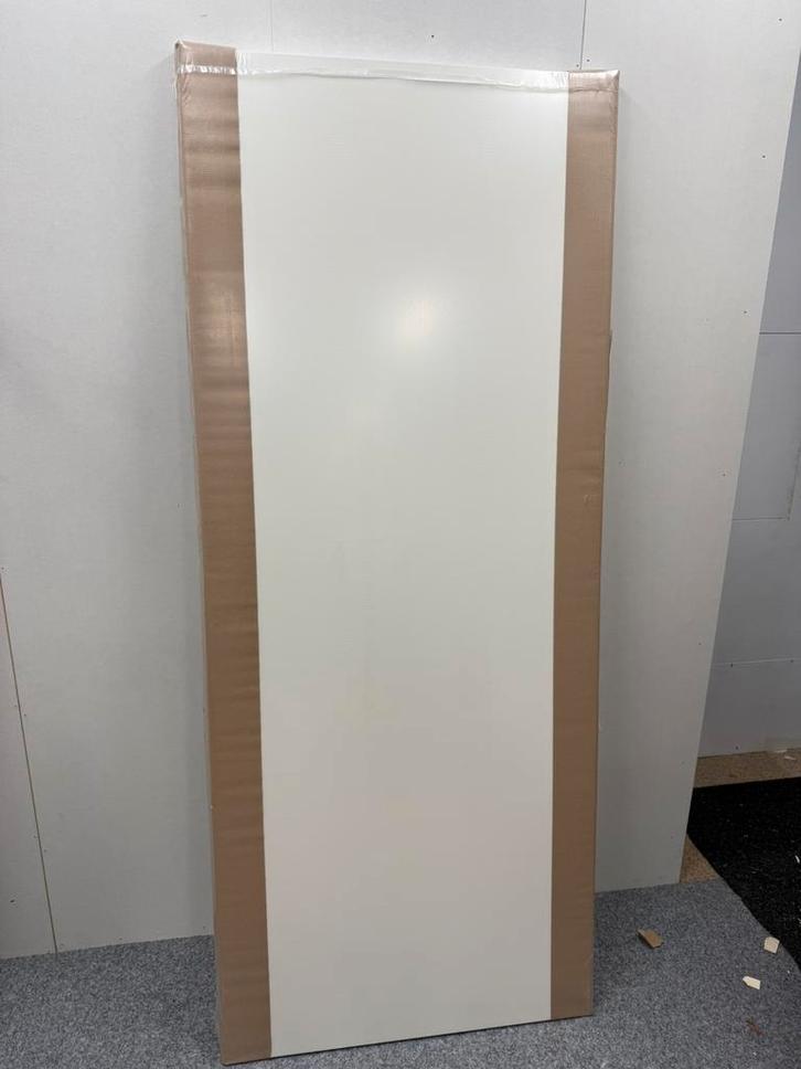 MP224 - Svedex opdekdeur glad rechts 204,8 x 83cm, Doe-het-zelf en Verbouw, Deuren en Horren, Zo goed als nieuw, Ophalen