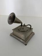 Metalen miniatuur grammofoon – retro decoratie, Ophalen of Verzenden, Huis en Inrichting