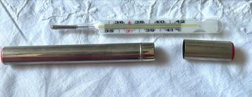 Vintage thermometer beschikbaar voor biedingen