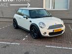 Mini 1.6 ONE 55KW 2013 Wit Groot scherm, Voorwielaandrijving, 74 pk, 4 cilinders, 4 stoelen
