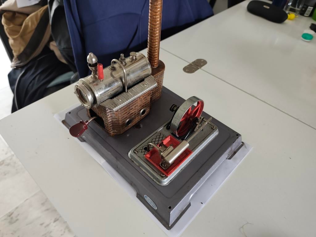 Wilesco D8 stoommachine, Ophalen of Verzenden, Zo goed als nieuw, Groter dan 1:32