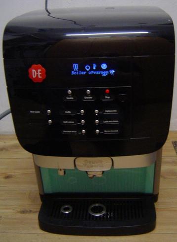 DE koffieautomaat beschikbaar voor biedingen