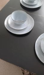 servies set kleur blauw met bruin porselei weinig gebruikt, Huis en Inrichting, Keuken | Servies, Ophalen, Zo goed als nieuw