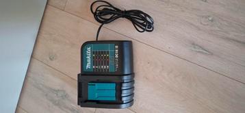 Makita DC18SD acculader beschikbaar voor biedingen