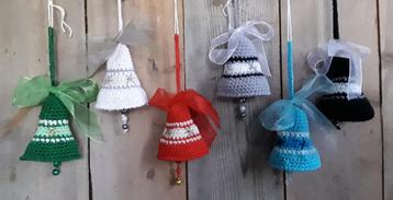 Handmade gehaakte klokken (groen, grijs, blauw, zwart)  beschikbaar voor biedingen