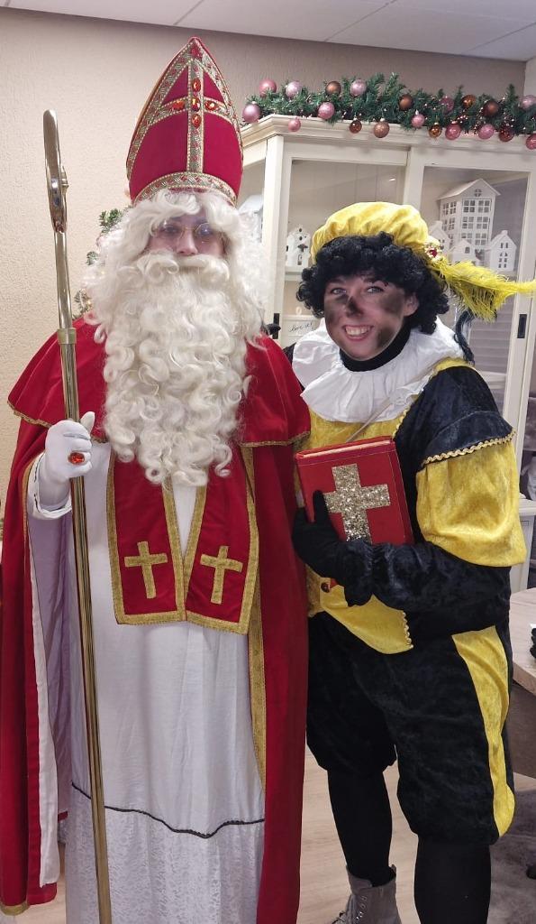 Sinterklaas met roetveegpiet bezoek / huren, Diversen, Sinterklaas, Ophalen of Verzenden