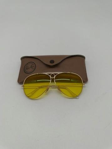 Rayban Shooter Vintage | Geel Glas | In nette staat beschikbaar voor biedingen