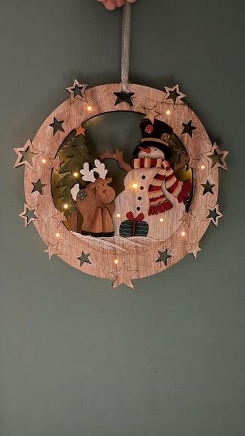 Kerstkrans met verlichting – 32 cm beschikbaar voor biedingen