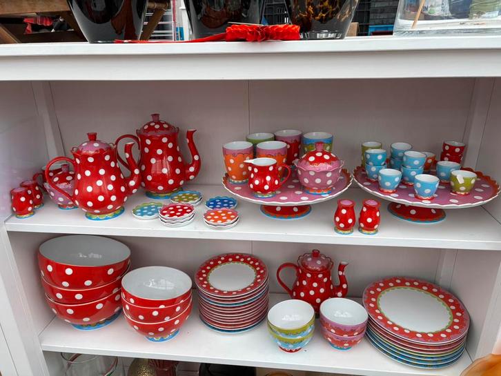 Oilily sevies, Huis en Inrichting, Keuken | Servies, Zo goed als nieuw, Overige stijlen, Porselein, Ophalen of Verzenden