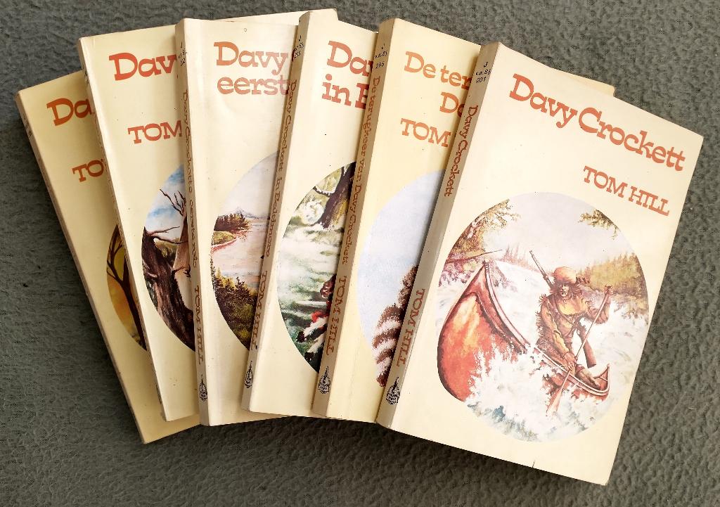 Davy Crockett, Verzenden, Gelezen, Tom Hill