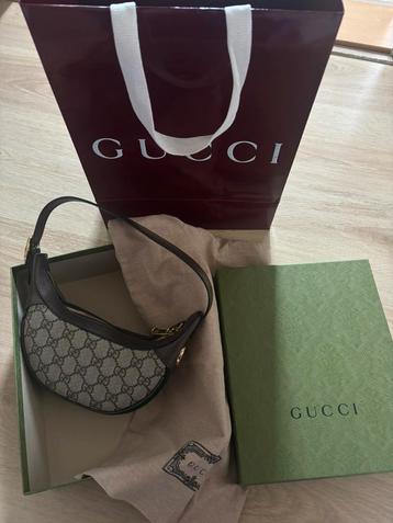Gucci Ophidia small shoulder bag beschikbaar voor biedingen