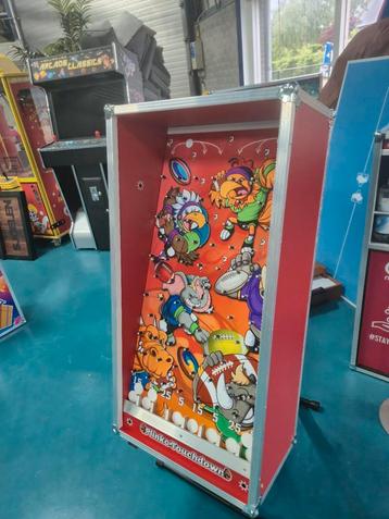 Geweldig Plinko spel en vele andere houten spellen te koop beschikbaar voor biedingen