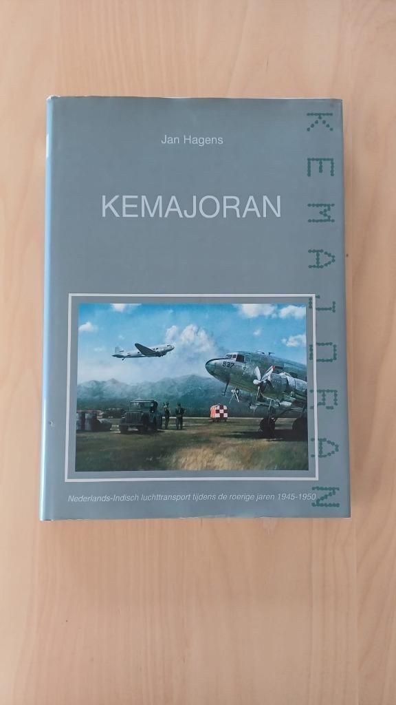 KEMAJORAN  / Nederlands-Indisch luchttransport, Boeken, Geschiedenis | Wereld, Zo goed als nieuw, Overige gebieden, Ophalen of Verzenden