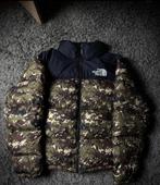 The North Face 700 Puffer Jacket - Camo, Ophalen of Verzenden, Zo goed als nieuw, Maat 52/54 (L), Groen