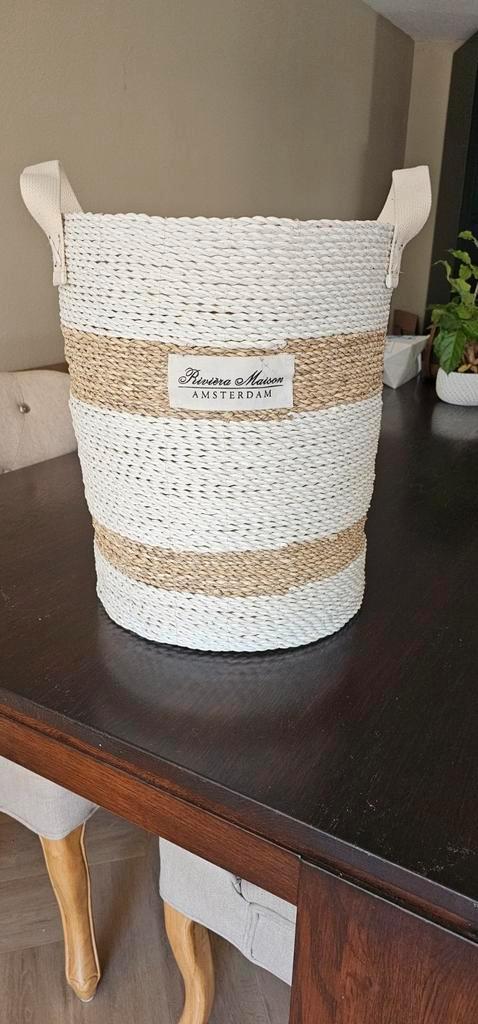 TE KOOP VAN RIVIERA MAISON EEN MAND, Huis en Inrichting, Woonaccessoires | Schalen en Manden, Zo goed als nieuw, Mand, Rond, Ophalen