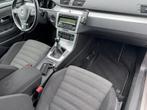 Volkswagen Passat CC 1.8 TSI 4P * APK NIEUW * NETTE AUTO *, Auto's, Stof, Zwart, 4 cilinders, Bruin