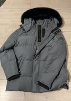 Moose Knuckles Winterjas Maat L, Kleding | Heren, Jassen | Winter, Ophalen of Verzenden, Zo goed als nieuw, Maat 52/54 (L), Grijs