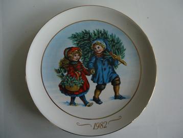 Vintage kerstbord Avon Spanje 1982. Kerstmis bord.    beschikbaar voor biedingen