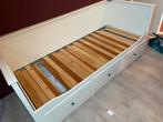 Ikea bed, Huis en Inrichting, Slaapkamer | Bedden, Ophalen, Wit, Tweepersoons, 200 cm