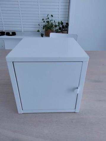 IKEA kastje lixhult klein  beschikbaar voor biedingen