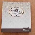 Pracht parelsnoeren vrouwelijke royals - Coincard collecti, Ophalen of Verzenden, Overige landen, Setje