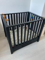 Mooie Zwarte box met Lade, Ophalen, Gebruikt, Vierkant, In hoogte verstelbaar