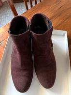 Volare! Bruine suède enkellaarsjes maat 38.5, Voilare, Ophalen of Verzenden, Zo goed als nieuw, Bruin