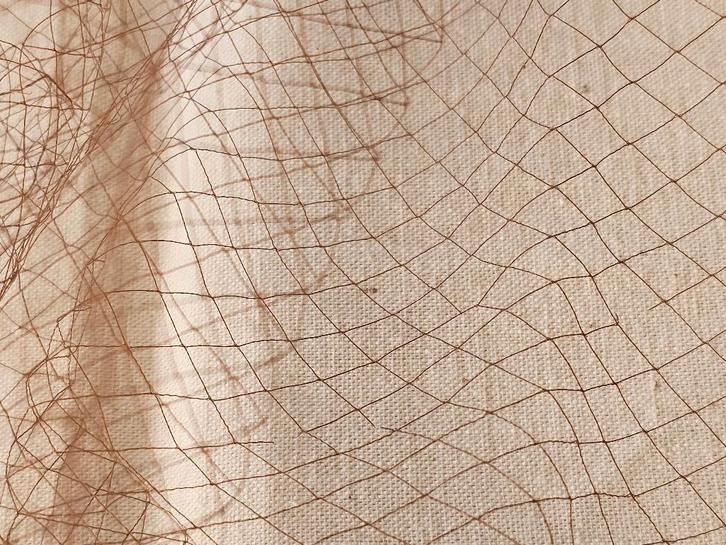 Oude Franse bruine VOILE voor hoeden / mesh tule fijne mazen, Kleding | Dames, Hoeden en Petten, Zo goed als nieuw, One size fits all