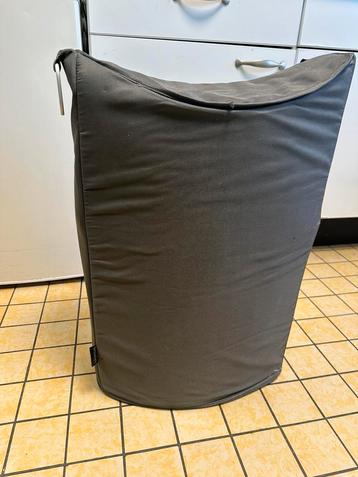 Nieuwe wasmand van het merk Blomus.  beschikbaar voor biedingen