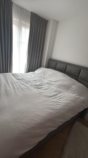 Boxspring met opbergruimte - Wassenaar beschikbaar voor biedingen