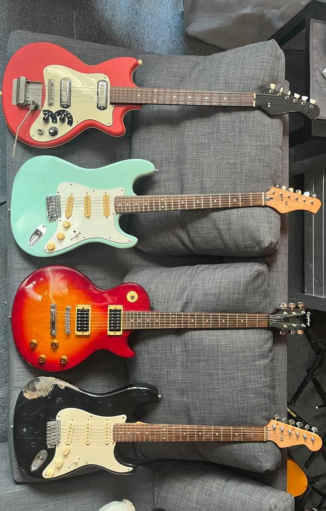 4 Elektrische gitaren Epiphone, Squier, Klira, Hondo, Muziek en Instrumenten, Snaarinstrumenten | Gitaren | Elektrisch, Zo goed als nieuw