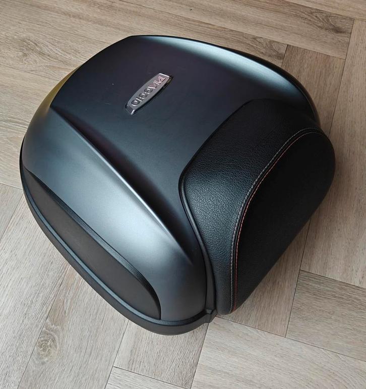 Piaggio Scooter Koffer, Fietsen en Brommers, Brommers | Toebehoren, Zo goed als nieuw, Koffer, Ophalen of Verzenden