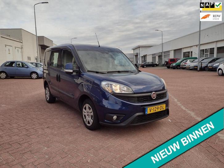 Fiat Doblò Cargo 1.3 MJ L1H1 SX MOOIE AUTO BEL 0619590613 A, Auto's, Bestelauto's, Bedrijf, Te koop, ABS, Airconditioning, Bluetooth