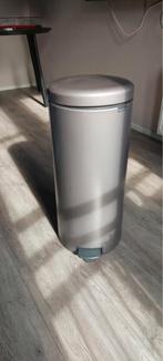 Brabantia Prullenbak 2 stuks, Huis en Inrichting, Woonaccessoires | Prullenbakken, Ophalen, Gebruikt, 40 liter of meer, Rvs