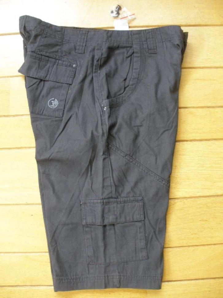 LIVERGY bermuda grijs maat 52 - nieuw, Kleding | Heren, Broeken en Pantalons, Nieuw, Maat 52/54 (L), Grijs, Ophalen of Verzenden