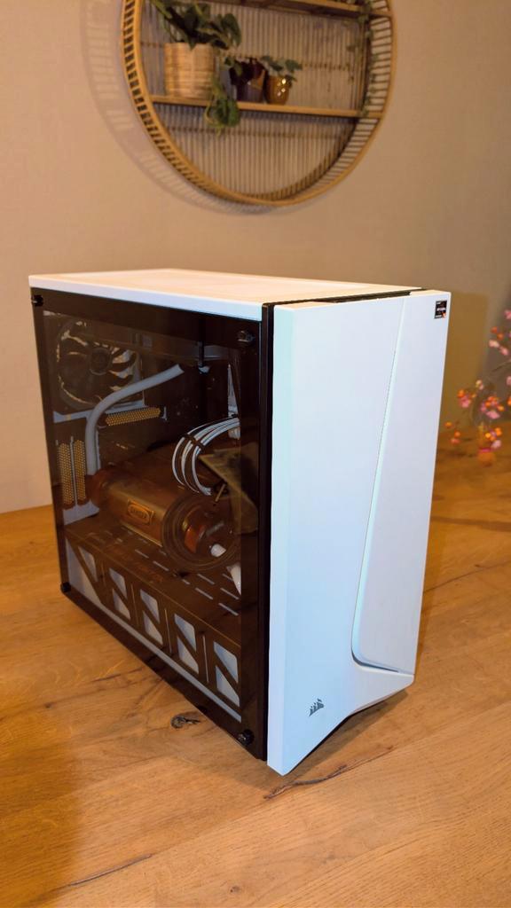 Gaming Beest!, Computers en Software, Desktop Pc's, Zo goed als nieuw, 4 Ghz of meer, SSD, Gaming, Ophalen of Verzenden